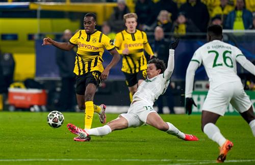 بوروسيا دورتموند vs سبورتنج لشبونة