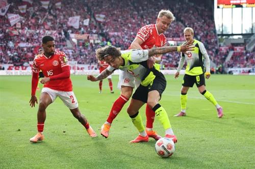 ماينز 05 vs بوروسيا دورتموند