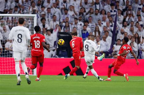 ريال مدريد vs اشبيلية