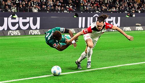 فرانكفورت ضد أوجسبورج