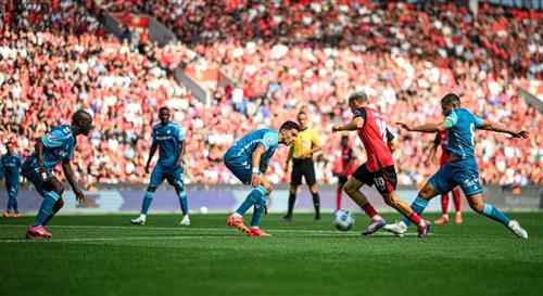 باير 04 ليفركوزن vs ريال بيتيس