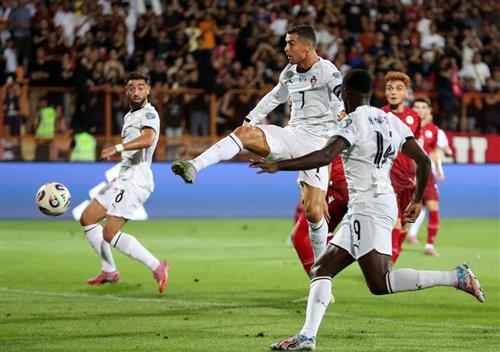 أرمينيا ضد البرتغال