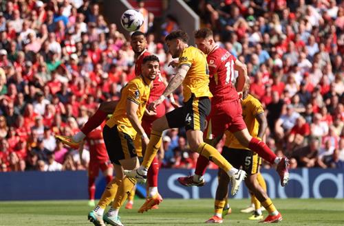 ليفربول vs الذئاب