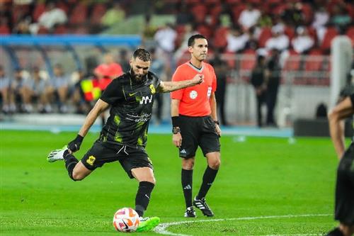 الرياض Vs الاتحاد
