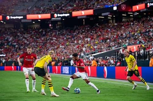 مانشستر يونايتد vs بوروسيا دورتموند