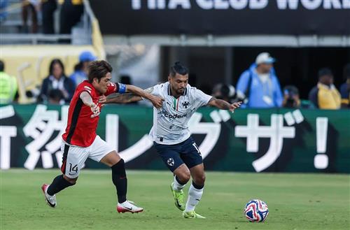أوراوا ريد vs مونتيري