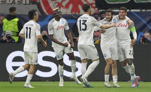 نابولي vs آينتراخت فرانكفورت