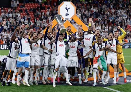 توتنهام هوتسبير vs مانشستر يونايتد