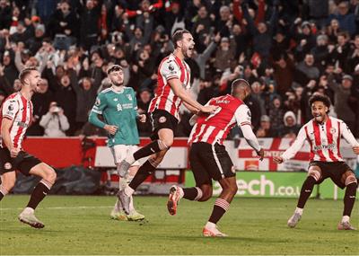 💡أخبار الصباح: ليفربول 2-3 بيز، مانشستر يونايتد 4-2 برايتون