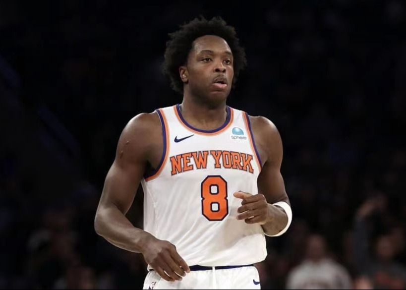 مايك براون: أنونوبي هو نجم كل النجوم ولديه فرصة للتنافس على أفضل لاعب دفاعي لهذا العام