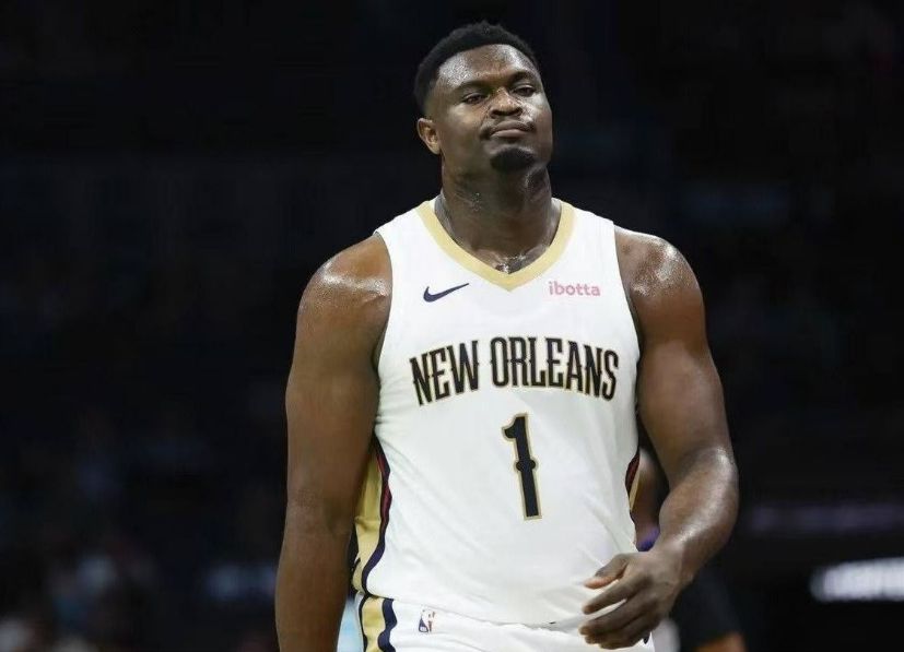 وتعرض زيون للإصابات بنسبة 62% خلال فترة تدريب ويلي جرين مدربًا للبيليكانز، ومن المتوقع أن يعود للعب في المباراة المقبلة.
